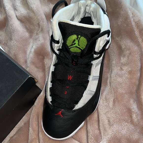 Jordan 6 Rings - Picture 6 of 6